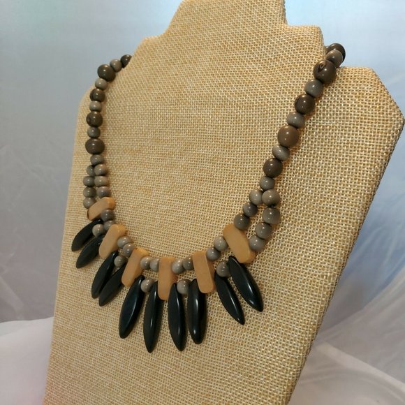 Grey Black Tagua Necklace Handmade Organic Tagua Jewelry Ecuador 17" classic bib - Picture 5 of 7